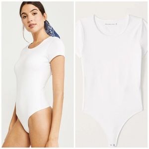 Abercrombie & Fitch ribbed white bodysuit